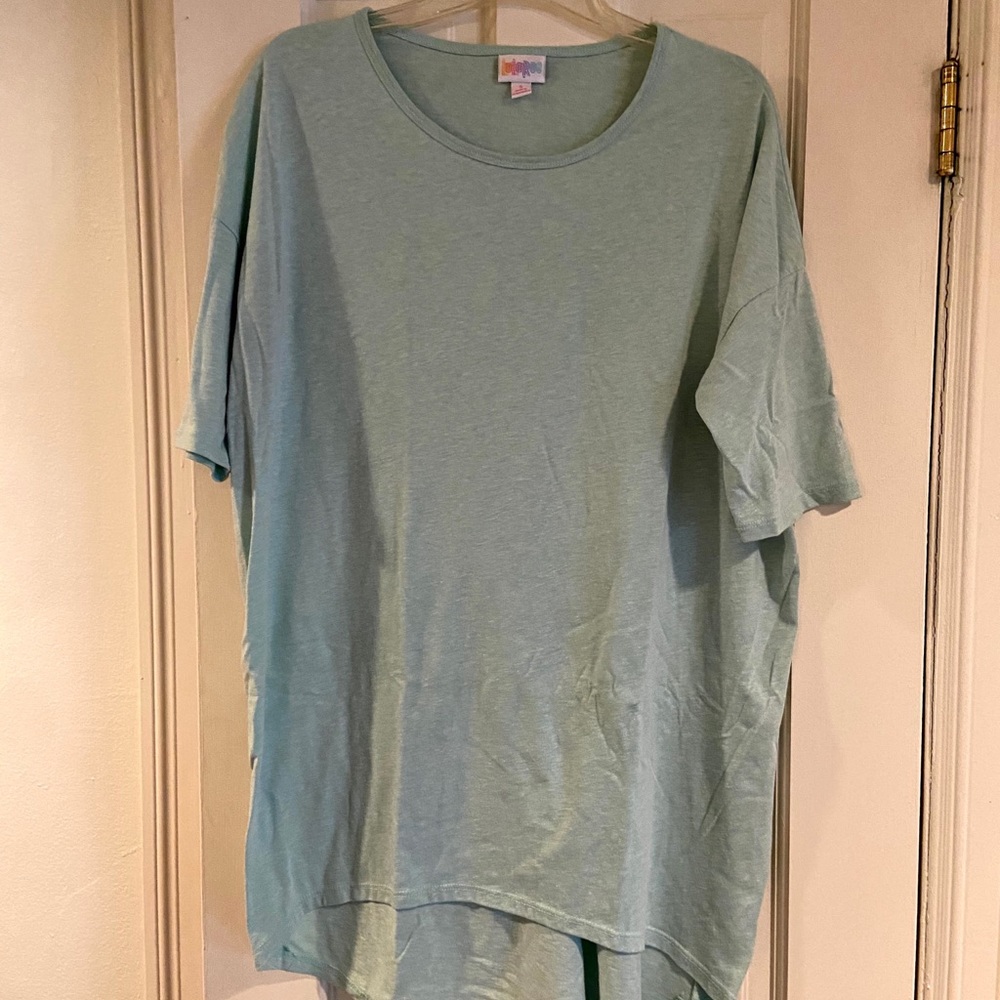 LuLaRoe T-shirt